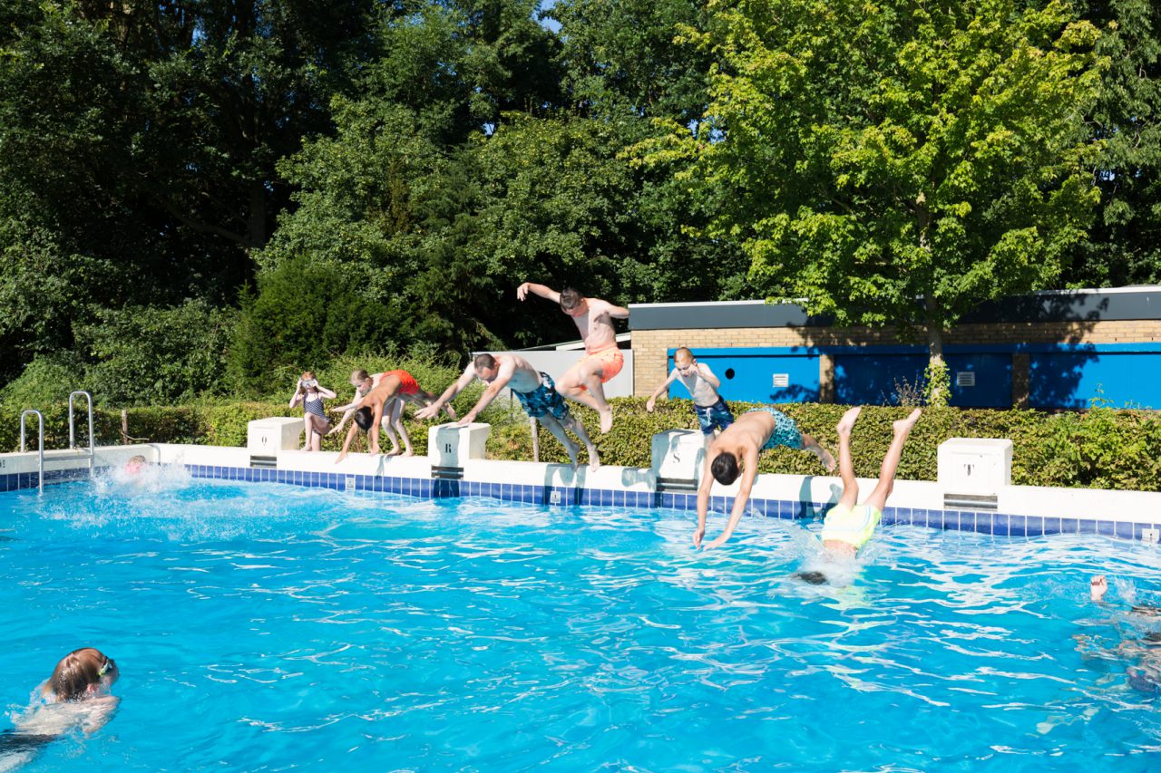 Het koud krijgen voorjaar Grafiek Goed verlopen zwemseizoen met stijgend aantal leden – Zwembad Geulle